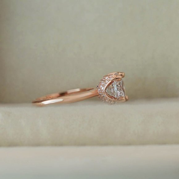 🎁Refine Crystal Round Pure Zircon Fashion Rings for Women, EVGG1509 - Picture 5 of 6